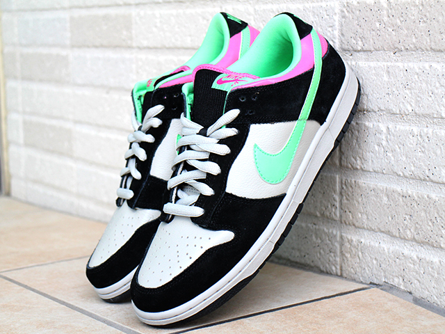 NIKE DUNK LOW PRO SB - 01