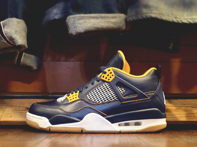 NIKE AIR JORDAN 4 RETRO “DUNK FROM ABOVE/MID NAVY/MTLLC GLD-GLD LF-WHITE” - 02