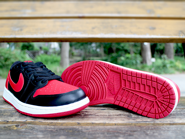 NIKE AIR JORDAN 1 RETRO LOW OG - 05