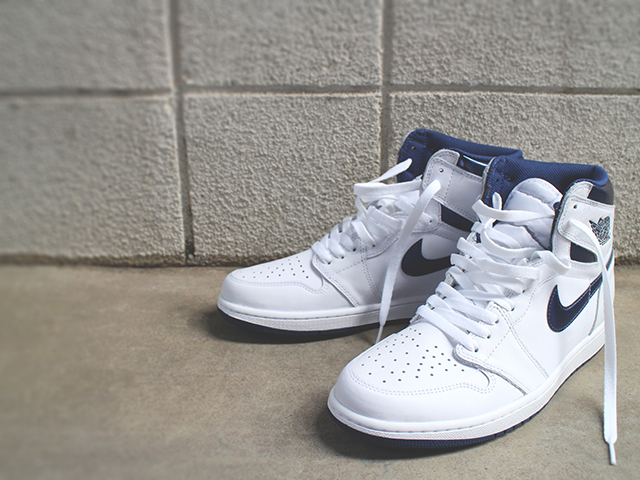 NIKE AIR JORDAN 1 RETRO HIGH OG - 01