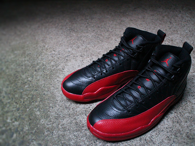 NIKE AIR JORDAN 12 RETRO - 01