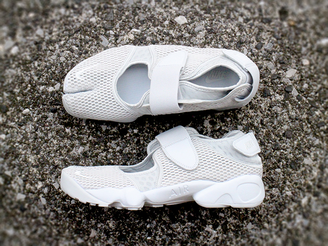 NIKE AIR RIFT BR - 02