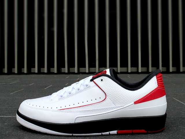 AIR JORDAN 2 RETRO LOW “WHITE/VARSITY RED-BLACK” - 02