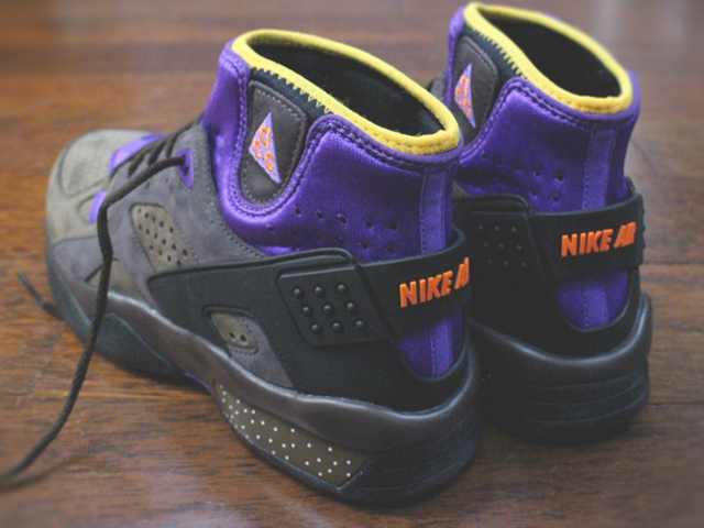 NIKE MOWABB OG - 03