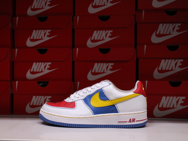 NIKE AIR FORCE 1 LOW - 02