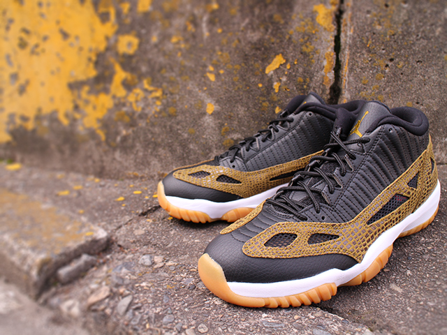 AIR JORDAN 11 RETRO LOW “CROC” - 01