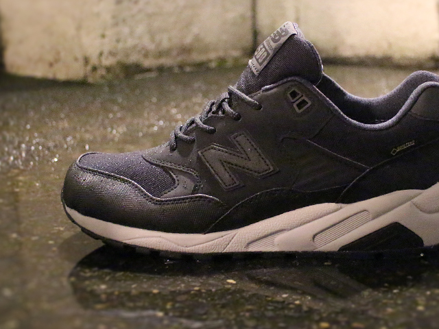 NEW BALANCE MRT580 XB - 02