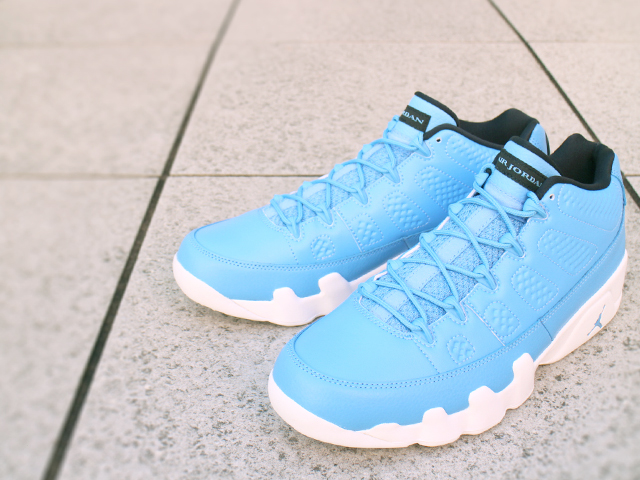 NIKE AIR JORDAN 9 RETRO LOW “UNVERSTY BLUE” - 01