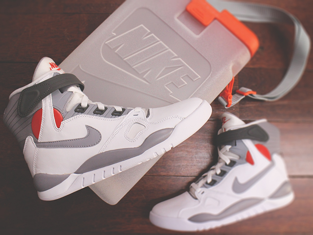 NIKE AIR PRESSURE “WHITE/CEMENT GREY” - 02