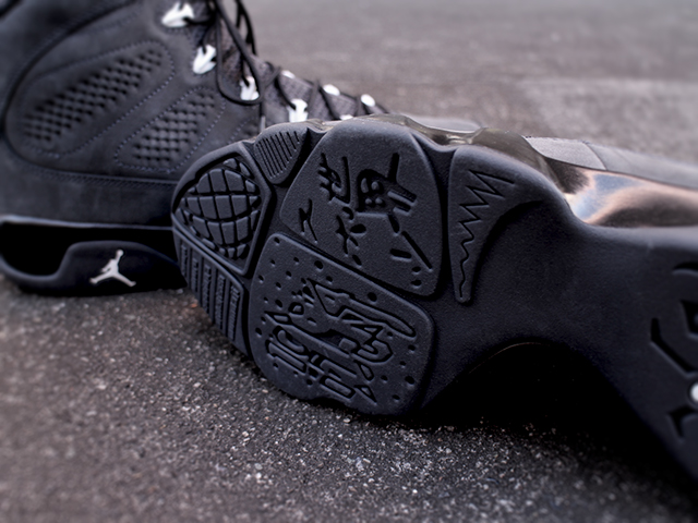 NIKE AIR JORDAN 9 RETRO “ANTHRACITE/WHITE-BLACK” - 05