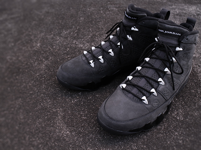 NIKE AIR JORDAN 9 RETRO “ANTHRACITE/WHITE-BLACK” - 01