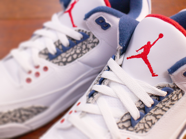 NIKE AIR JORDAN 3 RETRO OG “WHITE/FIRE RED-TRUE BLUE” - 03