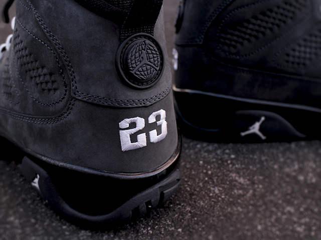 NIKE AIR JORDAN 9 RETRO “ANTHRACITE/WHITE-BLACK” - 04