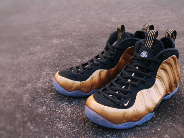 NIKE AIR FOAMPOSITE ONE “METALLIC GOLD” - 01