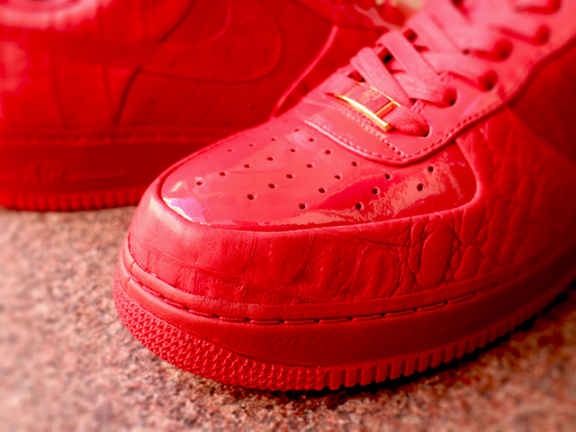 NIKE AIR FORCE 1 LOW SUPREME “1LOVE & HECTIC/VARSITY RED/VARSITY RED” - 03