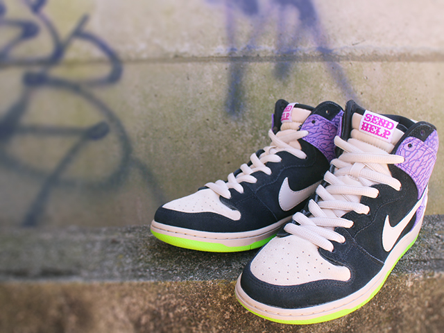 NIKE DUNK HI PRM SH “SEND HELP” - 01