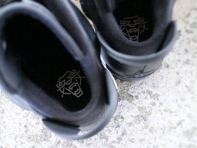 AIR JORDAN 6 RETRO “BLACK CAT” - 05
