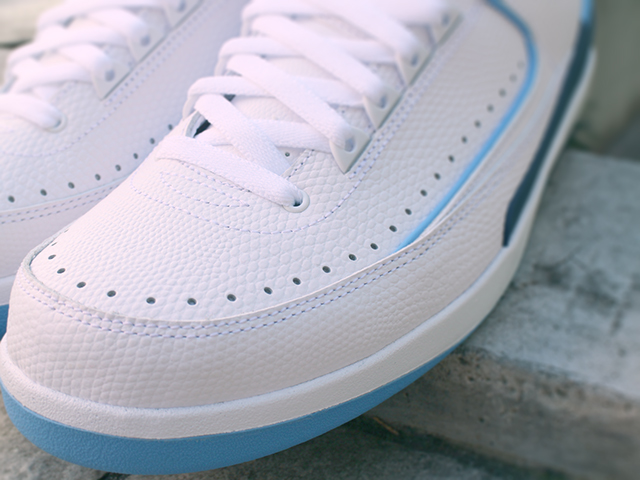 AIR JORDAN 2 RETRO LOW “WHITE/UNVRSTY BLUE” - 03