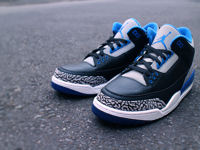 NIKE AIR JORDAN 3 RETRO “BLACK/SPORT BLUE-WOLF GREY” - 01