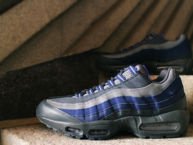 NIKE AIR MAX 95 ESSENTIAL “ANTHRACITE/PARAMOUNT BLUE” - 02