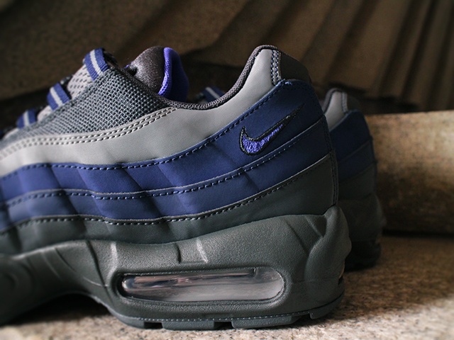 NIKE AIR MAX 95 ESSENTIAL “ANTHRACITE/PARAMOUNT BLUE” - 04