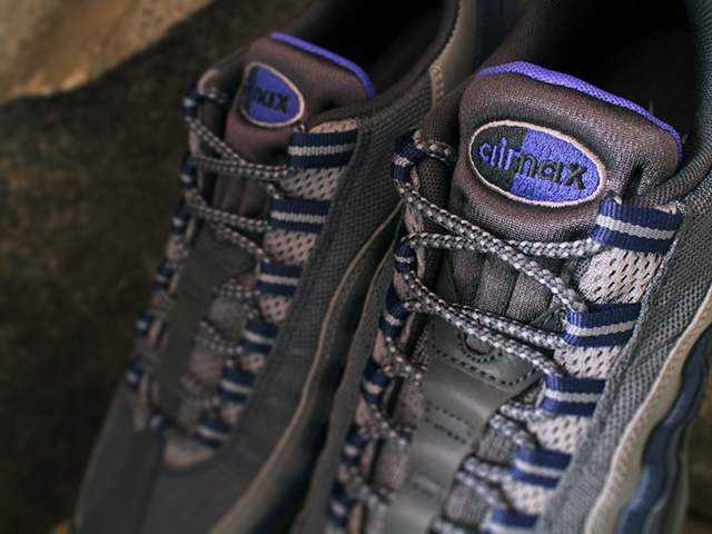 NIKE AIR MAX 95 ESSENTIAL “ANTHRACITE/PARAMOUNT BLUE” - 03