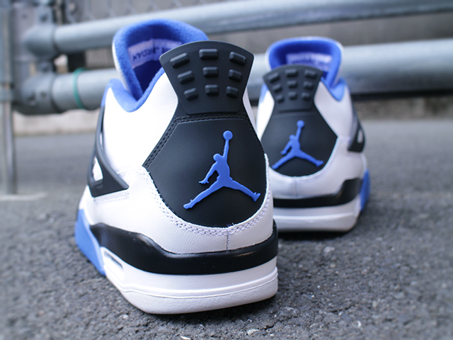 NIKE AIR JORDAN 4 RETRO “WHITE/GAME ROYAL-BLACK” - 05