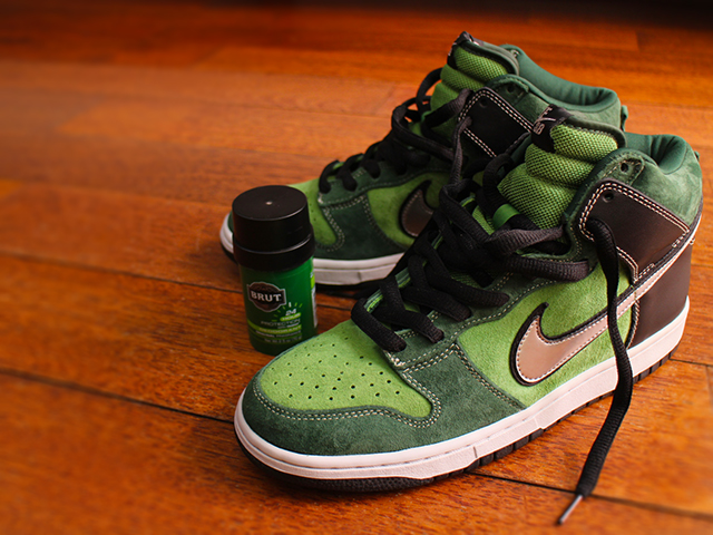 NIKE DUNK HIGH PRO SB “BRUT/TOMATILLO/METALLIC SILVER” - 01