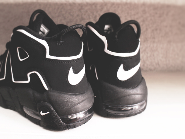 NIKE AIR MORE UPTEMPO (GS) “BLACK/WHITE-BLACK” - 04