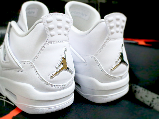 NIKE AIR JORDAN 4 RETRO “PURE MONEY/WHITE/METALLIC SILVER” - 04