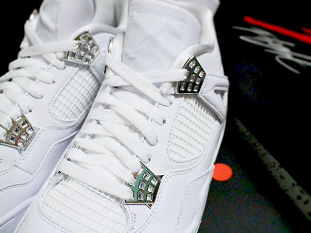 NIKE AIR JORDAN 4 RETRO “PURE MONEY/WHITE/METALLIC SILVER” - 03