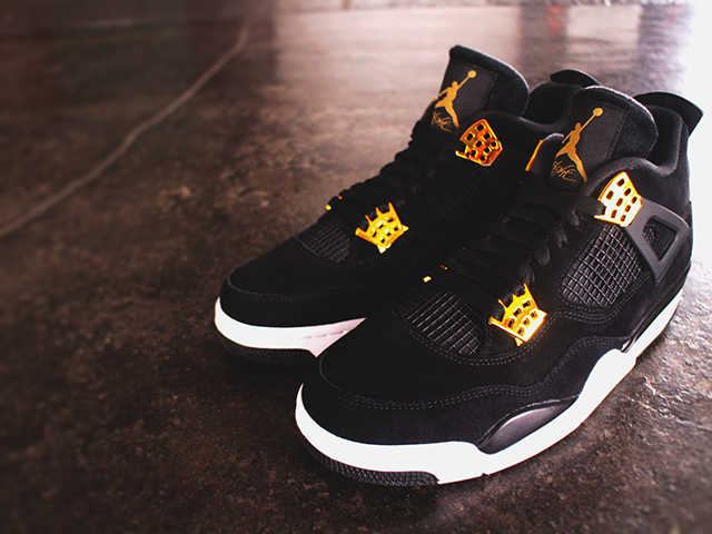 NIKE AIR JORDAN 4 RETRO “ROYALTY/BLACK/METALLIC GOLD-WHITE” - 01