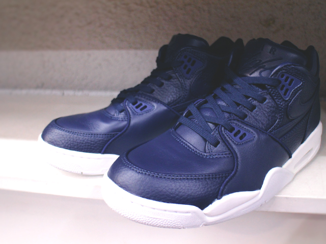 NIKELAB AIR FLIGHT 89 “OBSIDIAN-WHITE” - 01