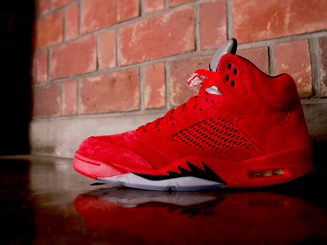 NIKE AIR JORDAN 5 RETRO “UNIVERSITY RED/BLACK” - 02