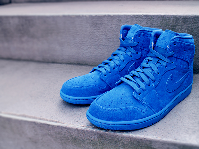 NIKE AIR JORDAN 1 RETRO HIGH”TEAM ROYAL” - 01