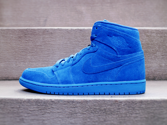 NIKE AIR JORDAN 1 RETRO HIGH”TEAM ROYAL” - 02