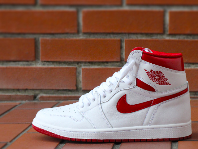 AIR JORDAN 1 RETRO HIGH OG”RED METALLIC2017″ - 02