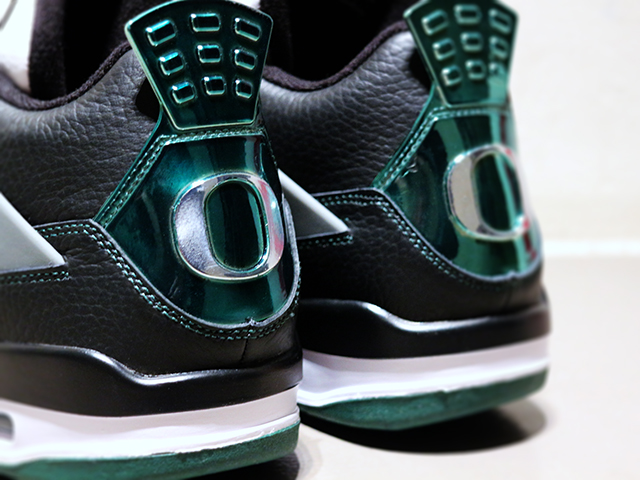 AIR JORDAN 4 ”OREGON DUCKS/BLACK” - 04