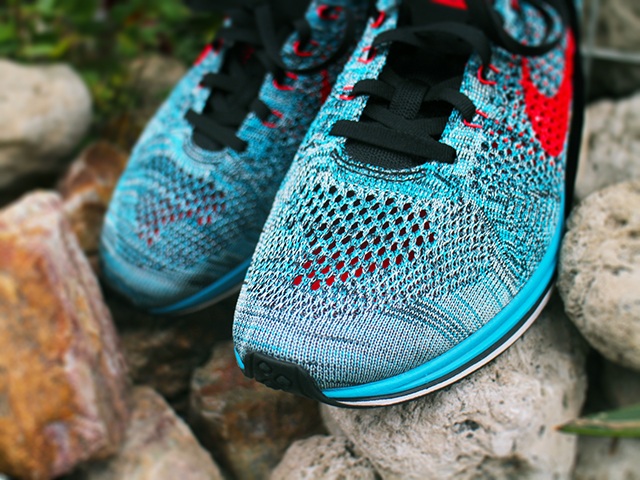 NIKE FLYKNIT RACER “FIRE & ICE” - 03