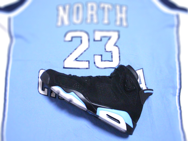 AIR JORDAN 6 RETRO “UNC” - 02