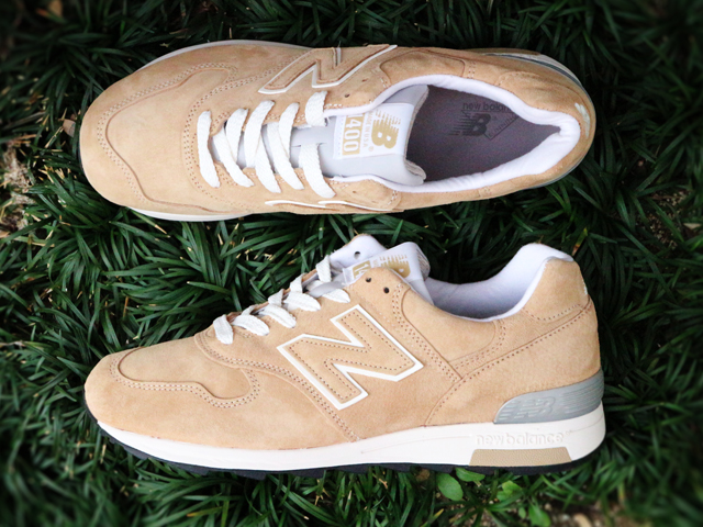 NEW BALANCE M1400 BEIGE - 02