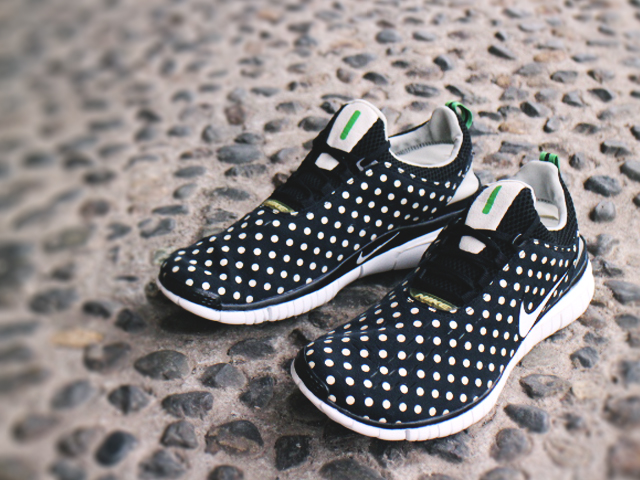 NIKE FREE 5.0 AP “POLKA DOT” - 01