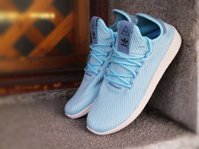 ADIDAS ORIGINALS PHARRELL WILLIAMS TENNIS HU”ICE BLUE” - 01