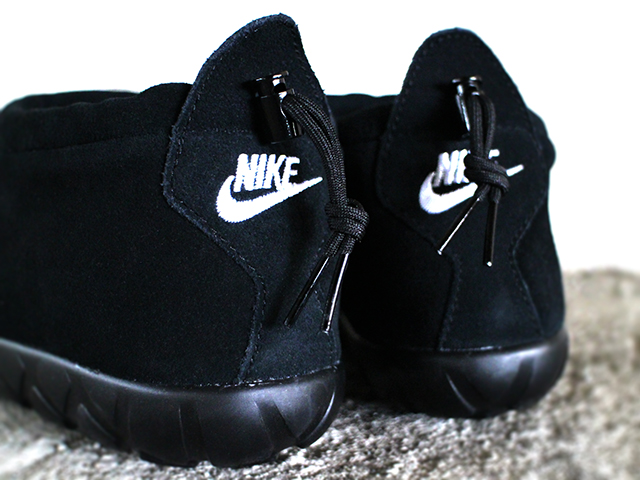 AIR MOC ULTRA “ALL BLACK” - 04