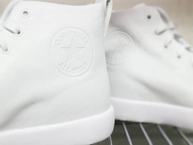 CHUCK TAYLOR ALL STAR MODERN HI “ALL WHITE” - 03