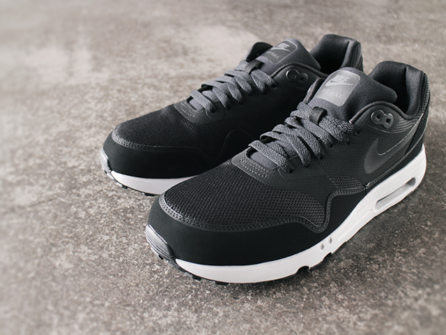 AIR MAX 1 ULTRA 2.0 ESSENTIAL “BLACK-WOLF GREY” - 01