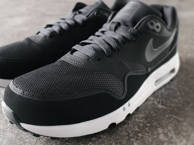 AIR MAX 1 ULTRA 2.0 ESSENTIAL “BLACK-WOLF GREY” - 03