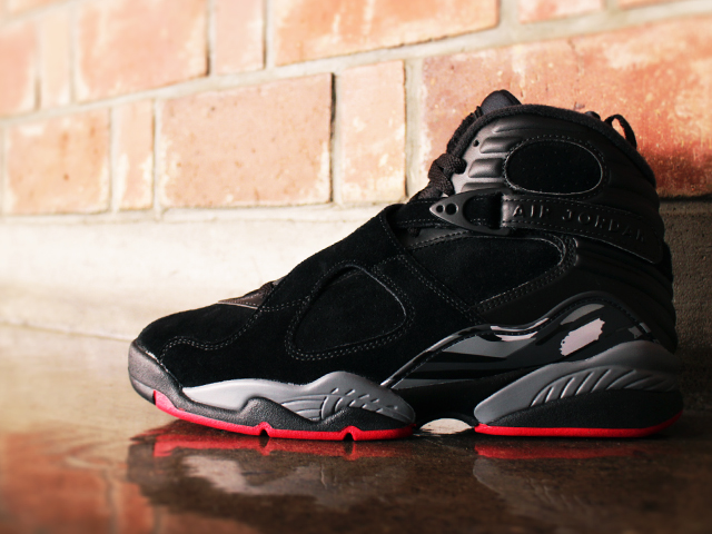 AIR JORDAN 8 RETRO “BRED1993” - 02