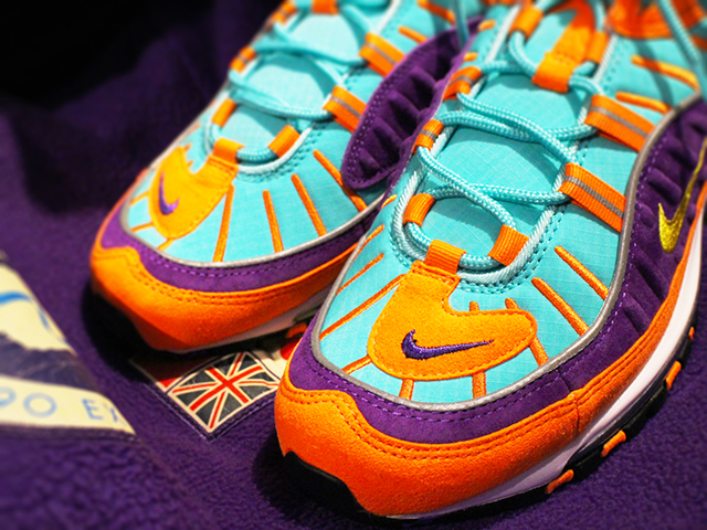 AIR MAX 98 QS “1990 TRANS ANTARCTICA MOUNTAIN JACKET” - 03