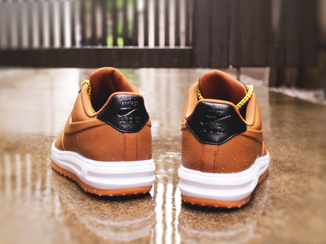 LUNAR FORCE 1 DUCKBOOT LOW “BROWN” - 03